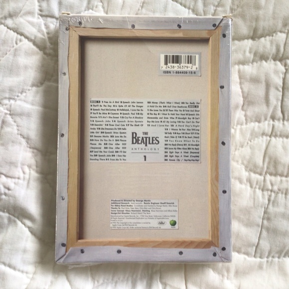 THE BEATLES ANTHOLOGY ON 2 CD’s in original box 1995 - Picture 3 of 4